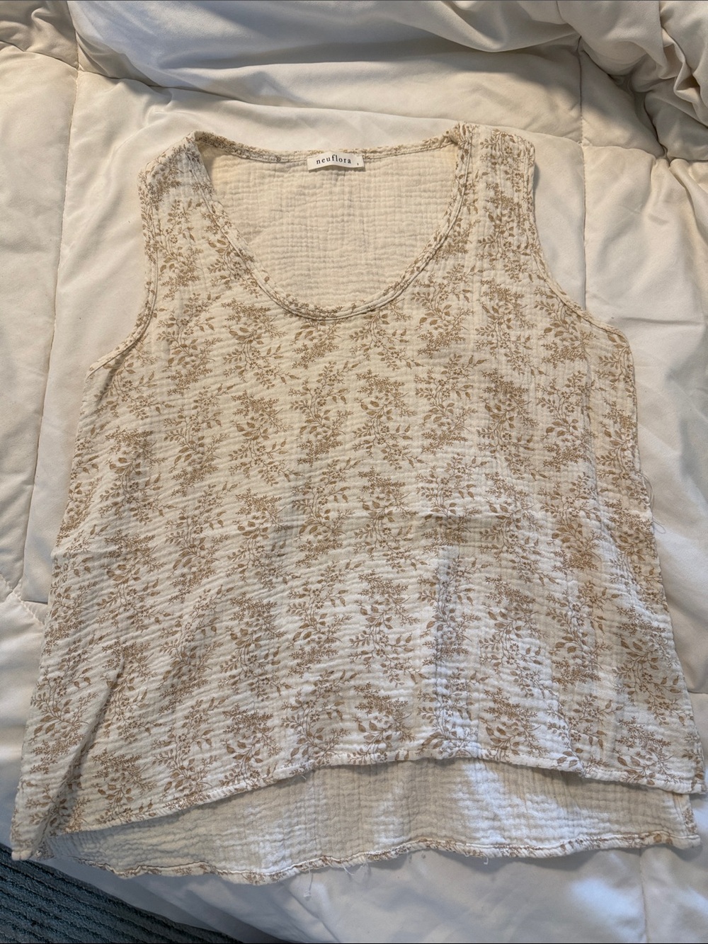 Neuflora 100% Cotton Cream Floral Scoop Neck Tank Top